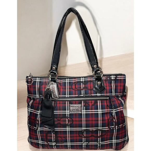 Coach 18713 Poppy Signature Tartan Glam Tote & Matching Wristlet - Picture 2 of 12